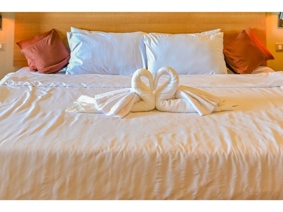 Capital O 890 Nami Hotel Tagaytay タガイタイ エクステリア 写真