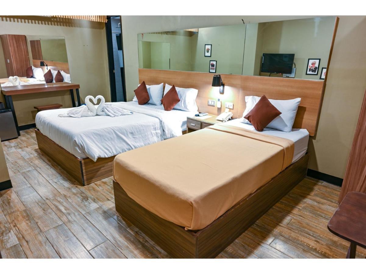 Capital O 890 Nami Hotel Tagaytay タガイタイ エクステリア 写真